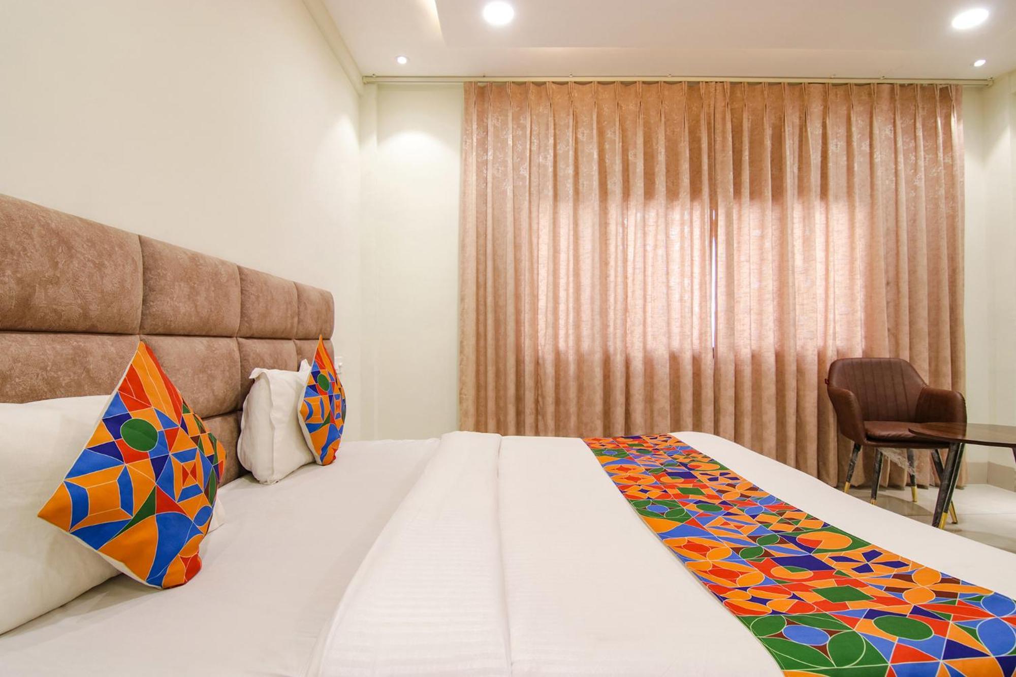 Fabhotel Prism Grand Zirakpur Экстерьер фото