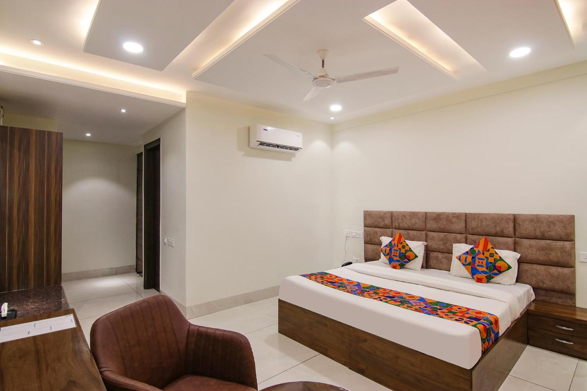 Fabhotel Prism Grand Zirakpur Экстерьер фото